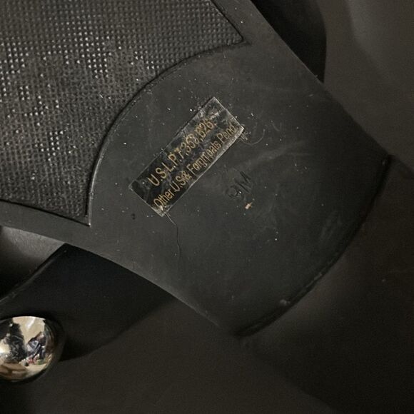 Marc Fischer Studded Slip on Black/Silver Sandals(Size 9M) - Picture 6 of 8